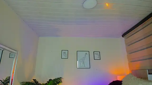 LusyKitty online show from October 3, 3:09 pm