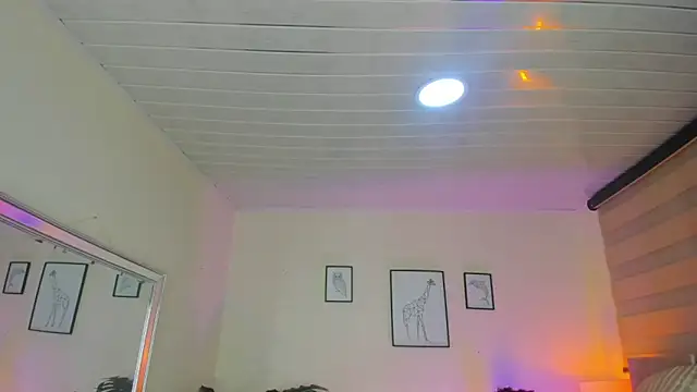 LusyKitty online show from October 20, 3:12 pm