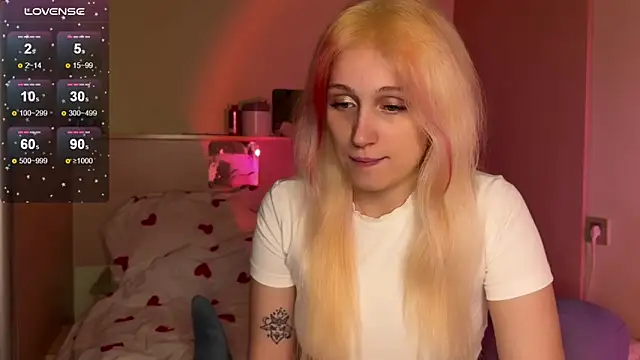 Snapshot of _Annabel_Myr_ chatting on November 6, 4:19 pm Annabel Myr online show from November 6, 4:19 pm