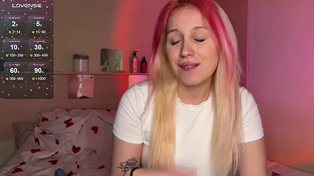  Annabel Myr  online show from November 23, 11:10 am