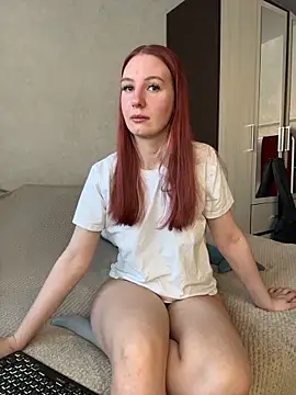 Snapshot of Hera_Mark chatting on February 15, 4:09 am Hera Mark online show from February 15, 4:09 am