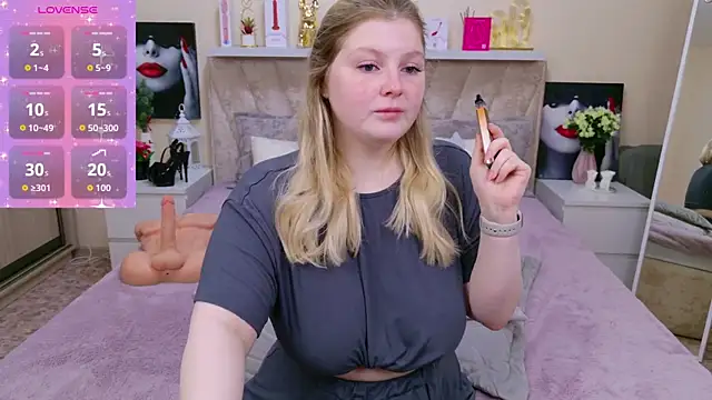 AmeliaDiamond online show from October 11, 12:21 am