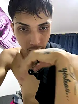 Snapshot of flaco23_1 chatting on October 26, 10:10 am flaco23 1 online show from October 26, 10:10 am