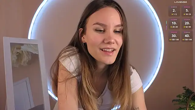 Snapshot of _Clare_Florence_ chatting on September 24, 9:23 am Clare Florence online show from September 24, 9:23 am