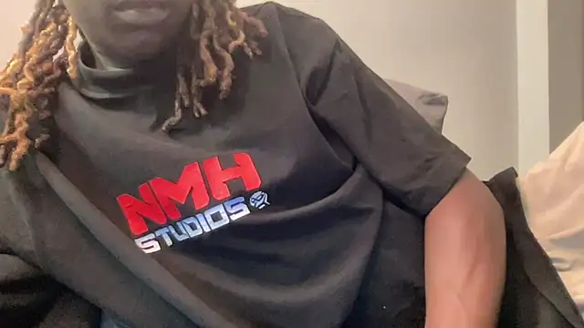 Snapshot of Wdesean4 chatting on August 3, 2:21 am Wdesean4 online show from August 3, 2:21 am