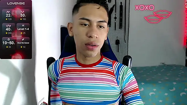 dylan apol0 online show from October 18, 11:16 pm