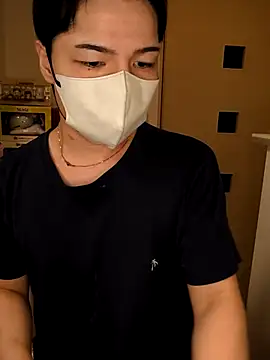Snapshot of kqitooo chatting on April 8, 12:38 pm kqitooo online show from April 8, 12:38 pm