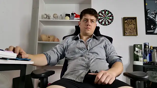 aaron nvk online show from December 14, 7:40 pm