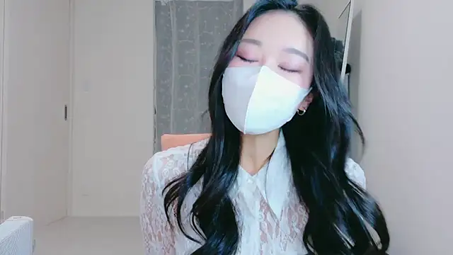 ramuchan desu online show from April 3, 11:58 pm