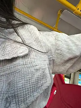 Snapshot of Sarahcutexoxox chatting on February 25, 9:46 pm Sarahcutexoxox online show from February 25, 9:46 pm