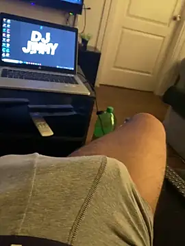 Snapshot of Galal_22 chatting on April 14, 5:02 am Galal 22 online show from April 14, 5:02 am