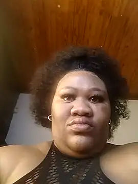 Snapshot of SeductionBoobs chatting on May 23, 12:09 pm SeductionBoobs online show from May 23, 12:09 pm