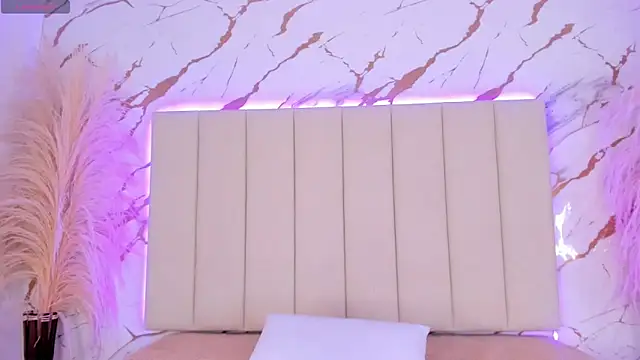 Elody rousse online show from October 14, 12:06 pm