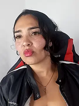 meli  brown online show from October 20, 1:06 am