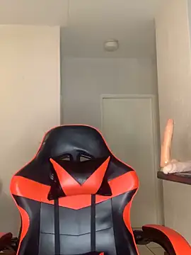 Snapshot of jayjayja19 chatting on December 5, 2:42 am jayjayja19 online show from December 5, 2:42 am