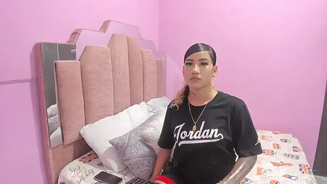 ManelykGonzalez online show from September 17, 7:59 pm