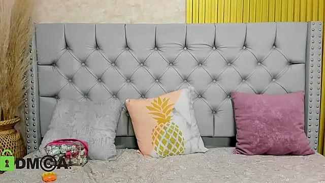 Skarlet 04 online show from January 15, 6:44 pm