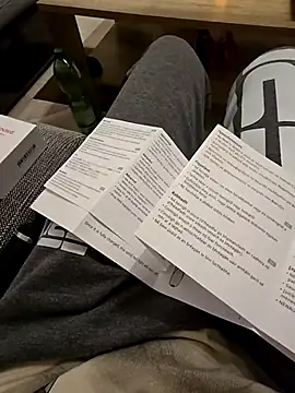 Ungi8961 online show from December 2, 6:47 pm