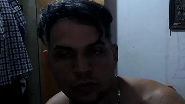 Pillinp01 online show from October 12, 6:34 am