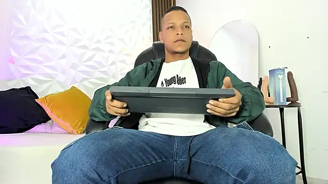 Ricky Owens1 online show from September 27, 1:16 pm