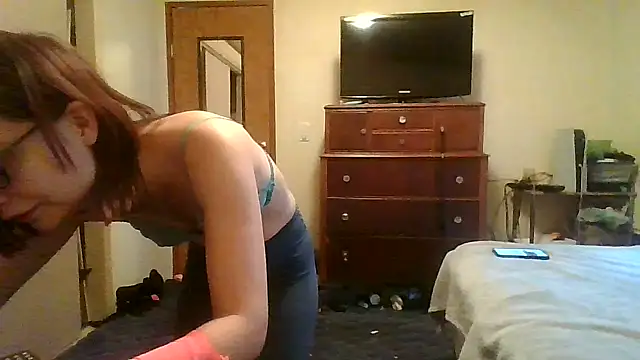 Snapshot of spicyphoenix chatting on January 8, 5:15 pm spicyphoenix online show from January 8, 5:15 pm