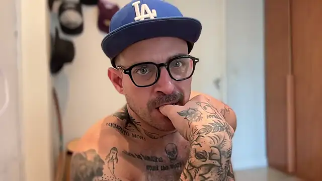brrasssssillll online show from June 21, 4:20 pm