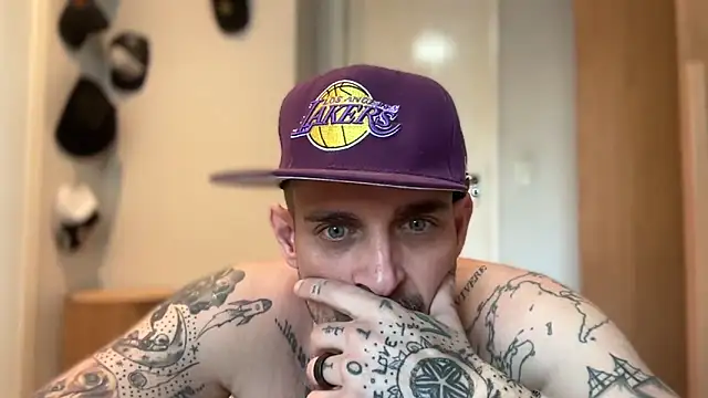 brrasssssillll online show from June 22, 4:37 pm