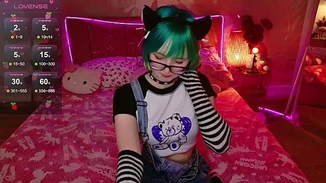 CoralineYoung online show from February 20, 8:27 am