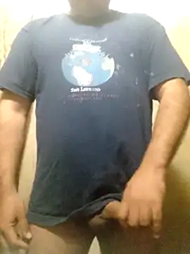 Snapshot of CurableMow chatting on October 13, 5:46 pm CurableMow online show from October 13, 5:46 pm