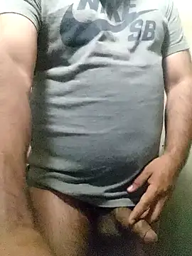 Snapshot of CurableMow chatting on November 1, 7:16 pm CurableMow online show from November 1, 7:16 pm