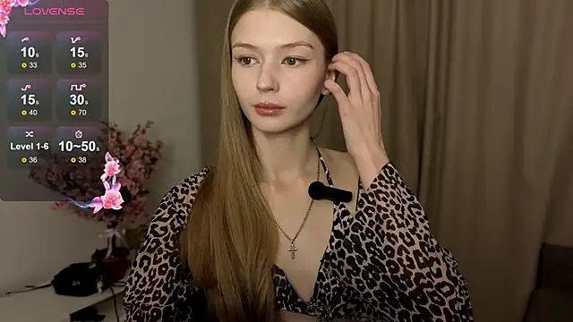 holylisssa online show from November 27, 7:27 pm