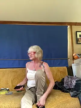 ladyboatlady online show from October 20, 12:16 pm