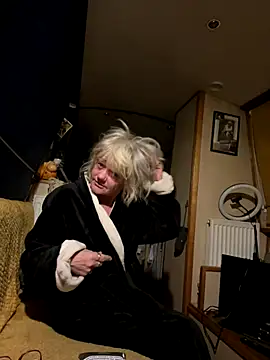 ladyboatlady online show from November 1, 2:46 am