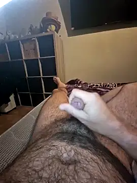 Snapshot of aries41s chatting on December 15, 6:28 am aries41s online show from December 15, 6:28 am