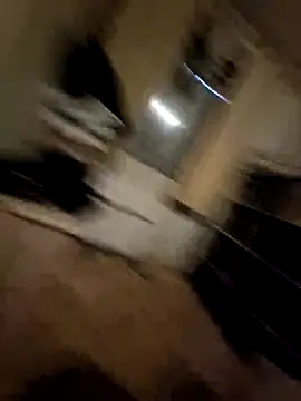 Snapshot of aries41s chatting on February 5, 12:43 pm aries41s online show from February 5, 12:43 pm