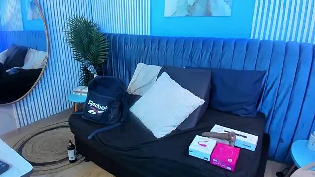 bellarivera  online show from October 30, 7:25 pm