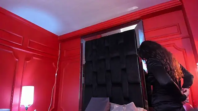 bellarivera  online show from April 18, 7:58 pm