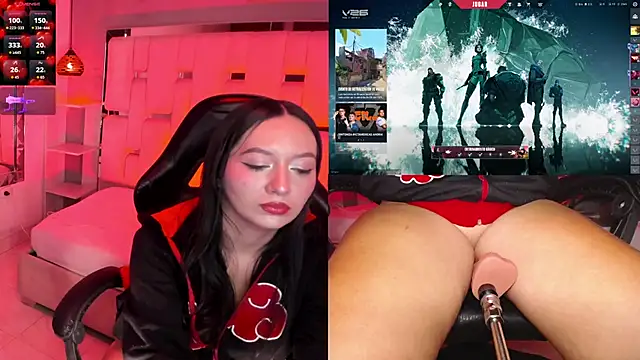 Snapshot of CataleyaGlow chatting on January 19, 4:38 am CataleyaGlow online show from January 19, 4:38 am