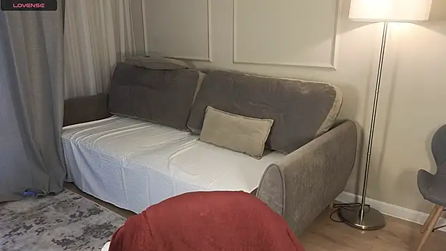 Snapshot of cutienaughtygirl chatting on October 18, 8:26 am cutienaughtygirl online show from October 18, 8:26 am