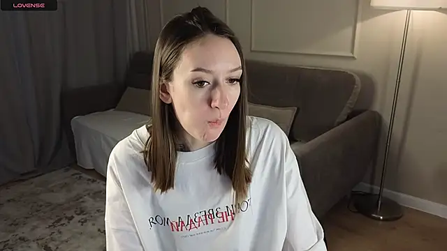 Snapshot of cutienaughtygirl chatting on November 22, 8:35 am cutienaughtygirl online show from November 22, 8:35 am