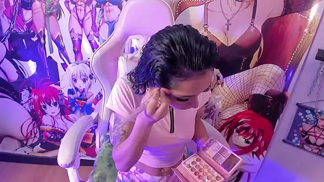 Kylie Moan online show from October 10, 4:44 am