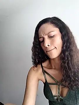 Snapshot of SofiaDelicia chatting on September 14, 3:55 pm SofiaDelicia online show from September 14, 3:55 pm