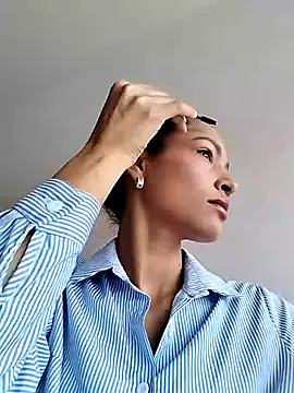 Snapshot of SofiaDelicia chatting on September 17, 1:57 pm SofiaDelicia online show from September 17, 1:57 pm