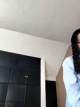 Snapshot of SofiaDelicia chatting on October 13, 1:44 pm SofiaDelicia online show from October 13, 1:44 pm