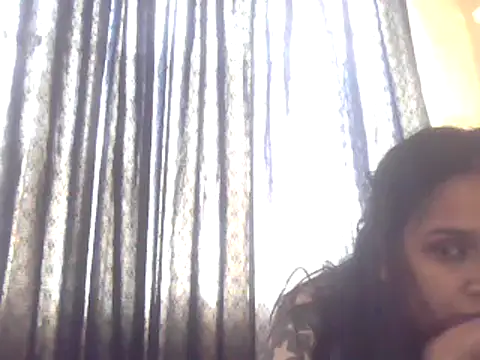 Snapshot of cute_indianxo chatting on September 17, 6:26 am cute indianxo online show from September 17, 6:26 am