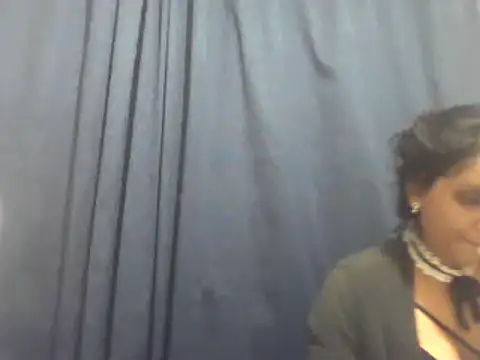 Snapshot of cute_indianxo chatting on September 24, 7:28 pm cute indianxo online show from September 24, 7:28 pm