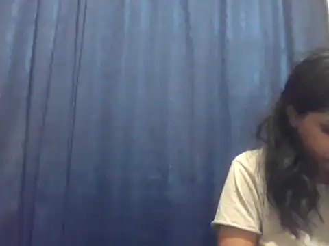 Snapshot of cute_indianxo chatting on September 29, 3:39 pm cute indianxo online show from September 29, 3:39 pm