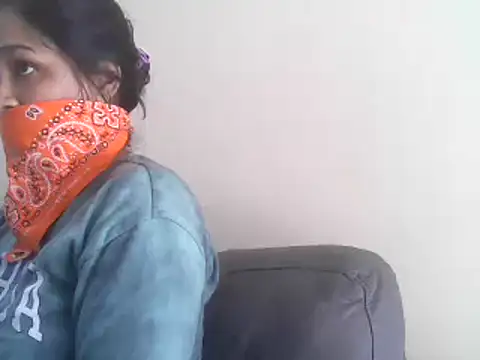 Snapshot of cute_indianxo chatting on October 11, 10:58 am cute indianxo online show from October 11, 10:58 am