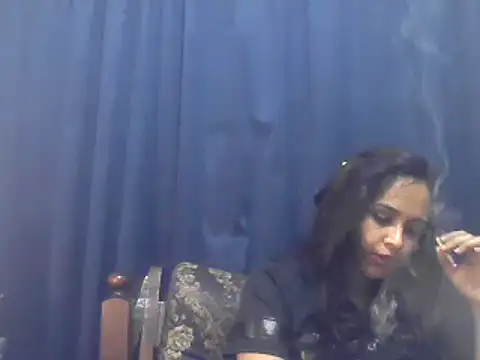 Snapshot of cute_indianxo chatting on November 21, 10:52 pm cute indianxo online show from November 21, 10:52 pm