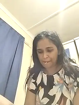 Snapshot of cute_indianxo chatting on July 20, 4:20 pm cute indianxo online show from July 20, 4:20 pm